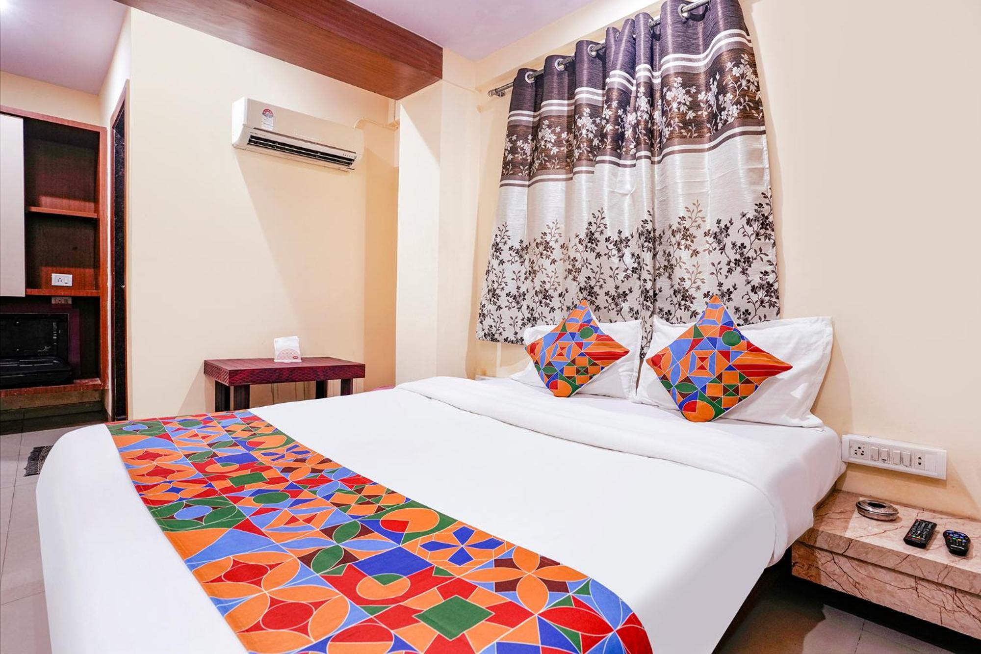 Fabhotel Everest Vashi Bagian luar foto