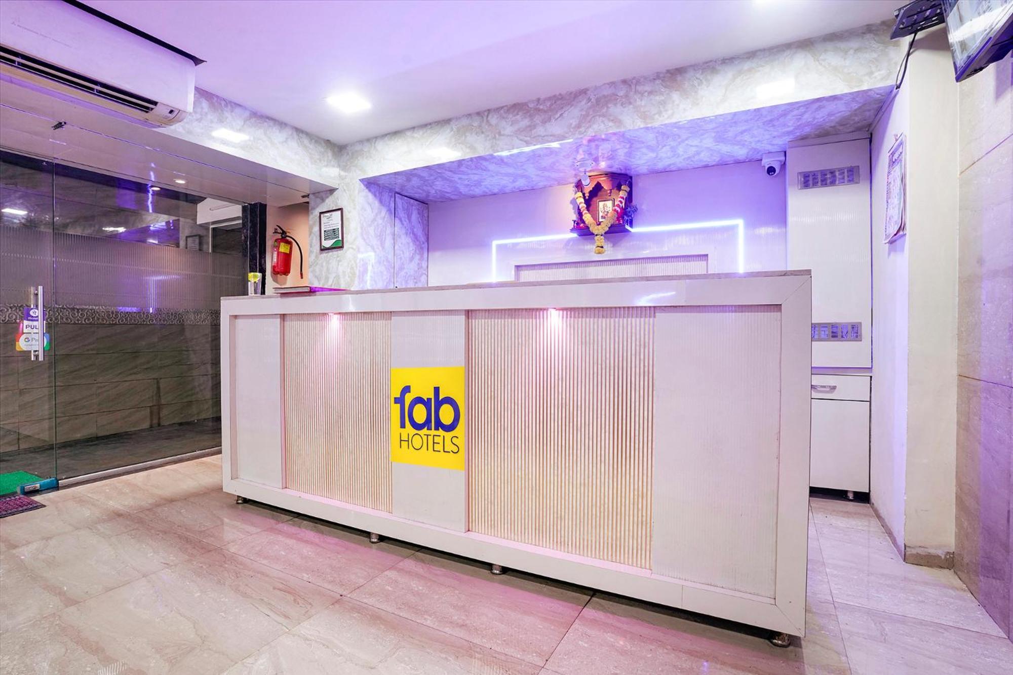 Fabhotel Everest Vashi Bagian luar foto